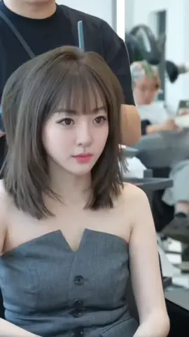 สีผมสวย@wilaipimpa#ไอเดียทรงผม #ทรงผมสาวจีน ตัดผม#wolfcut #ตัดผม #ทรงผม 