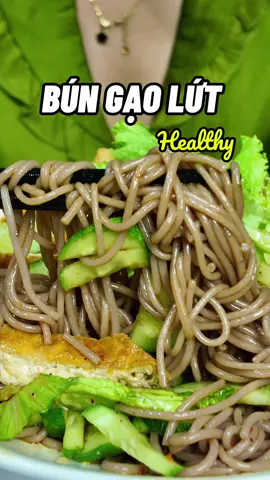 Bún gạo lứt ăn như vậy ngon lắm lun #thaoyeu #anuonghealthy #bungaolut #Ografood 