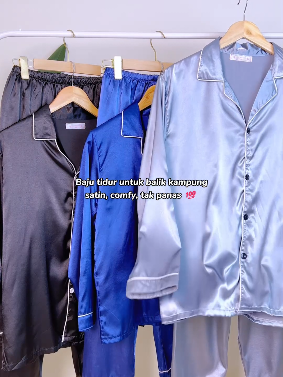 Baju tidur set satin 🖤💙🩶 #bajutidur #sleepwearstyle #loungewear #setbajuseluar #yth_izz 