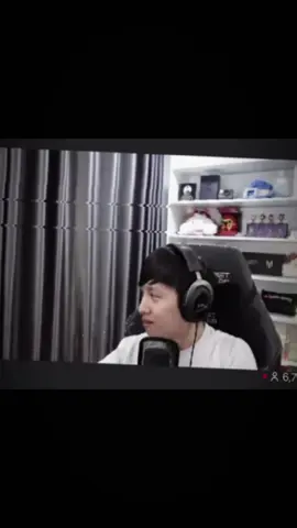 Anh Tùng nói thế sao mà dc làm,   Nhà nào đó chắc cay lắm,1 chọi 100 mẹ bỉm .  đụng đến nhà anh t hả=))) #t1 #doran 