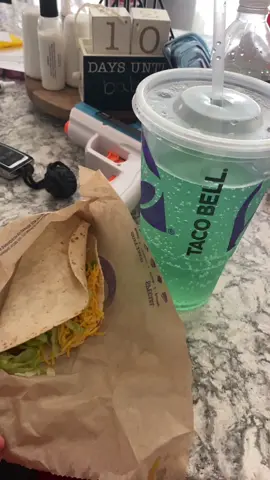 My Taco Bell is all gone #zyxcba #draft #tacobell #bajablast #food 