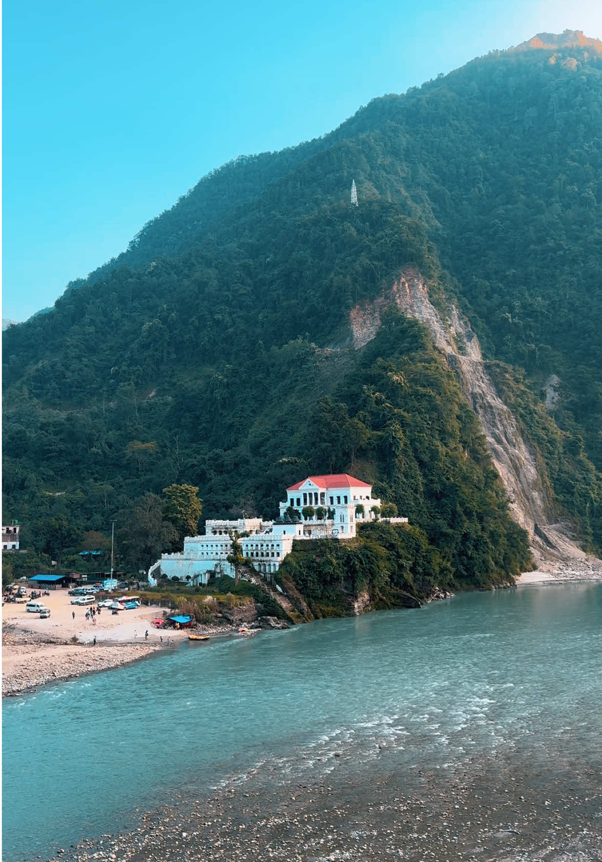 Rani Mahal the Taj Mahal of Nepal, built by Khadga Shamsher in memory of his beloved wife Tej Kumari on the banks of Kali Gandaki River, Palpa!🍁 #ranimahal #palpa#nature #kaligandaki 