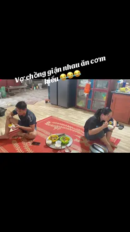 Vợ chồng giận nhau ăn cơm kiểu 😂😂😂#xuhuongtiktok 