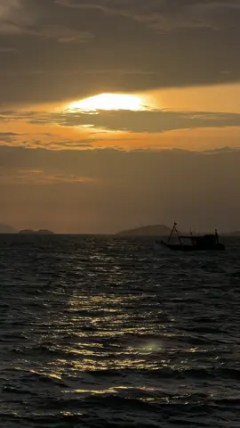 View triệu đô ngắm hoàng hôn ở Hà Tiên #hatienlangthang #reviewhatien #dulichhatien #nuidenhatien #hatien 