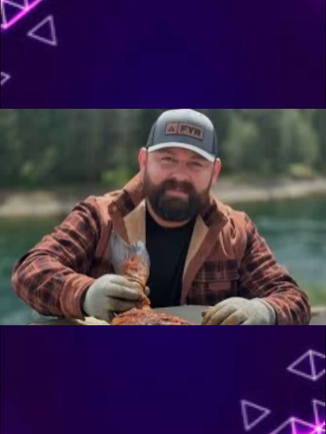 💔 LUTO NAS REDES_ Influenciador _FoodWithBearHands_ Morre em Acidente Trágico no Texas Dias Após Aniversário de Casamento!     Atenção, comunidade! 😭 O influenciador Michael Duarte, o 