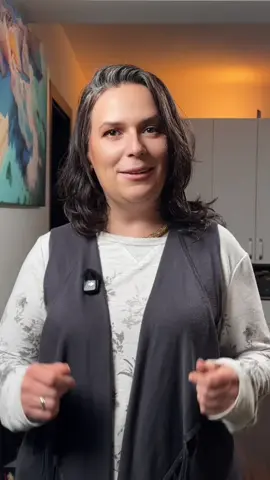 Néha csak egy apró döntés választ el attól, hogy minden megváltozzon. 🌙 Adj egy esélyt a holnapnak - lehet, hogy pont az hozza el a fordulatot. #motiváció #remény #életige #önfejlesztés #lelkiereje 