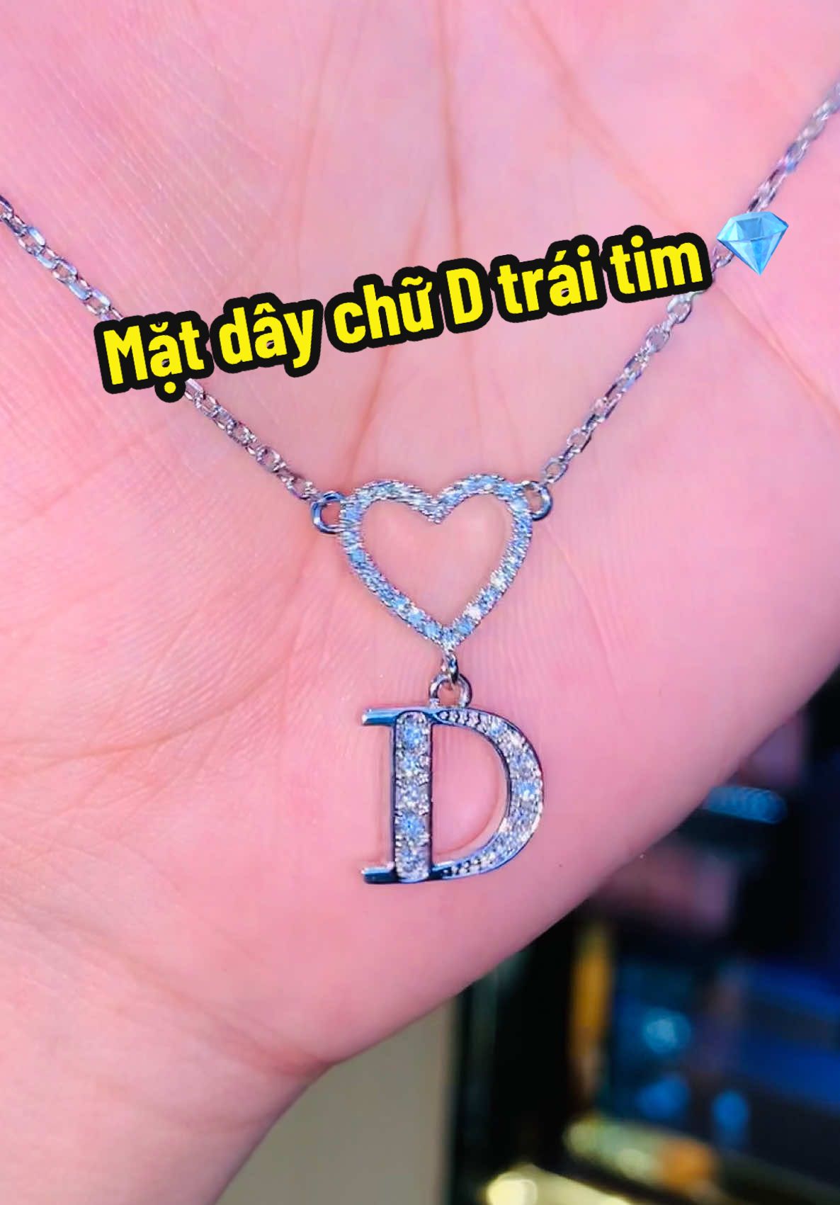 Mặt dây chữ D trái tim đính kim cương thiên nhiên #matday #kimcuongthiennhien #tamluxury #xuhuong #dayxoantamluxury