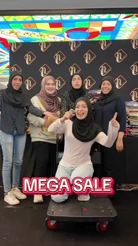 11.11 MEGA SALE🎉 Pop up Booth, Ground Floor, The Mall Gadong.  Date: 12/11 - 16/11 Time: 10AM-  10PM #fyp #fypage #4upage #4u #fypシ 