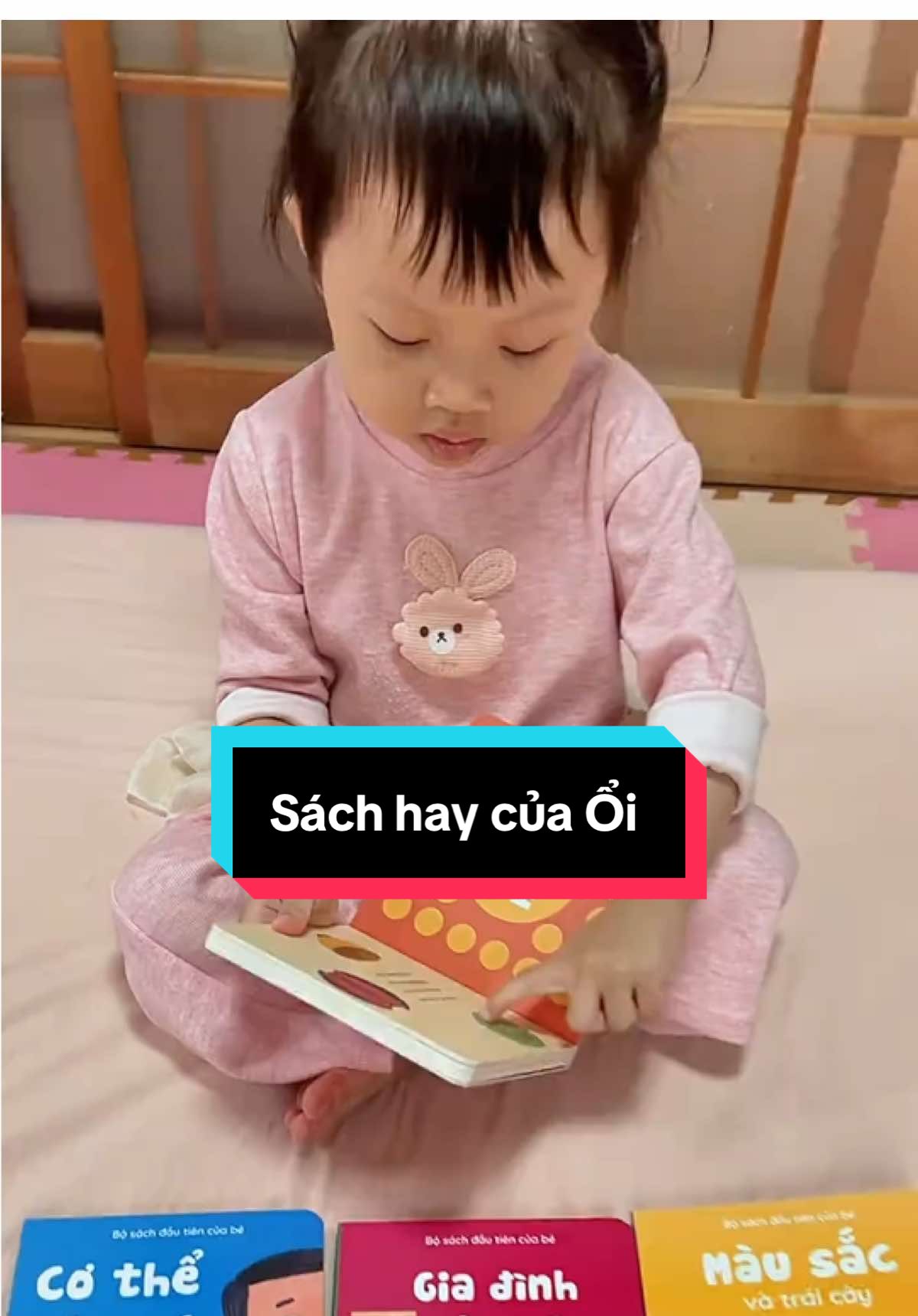 Cùng con học mỗi ngày ☺️☺️ Sách truyện cho bé học nói ở Nhật của nhà Ổi đây nhé ba mẹ 🇻🇳🇯🇵