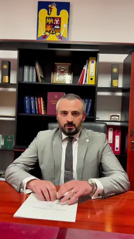 Nicușor Dan, apărătorul statului de drept, a decis să facă dreptate preventiv, fără anchetă, fără probe, dar cu multă încredere în propria infailibilitate. Pare că noul concept de justiție prezidențială e simplu: „Verdictul se dă înainte, restul e formalitate”!  #STOPAuzurilor #NicolaeVlahu #respect #romania #dreptate 