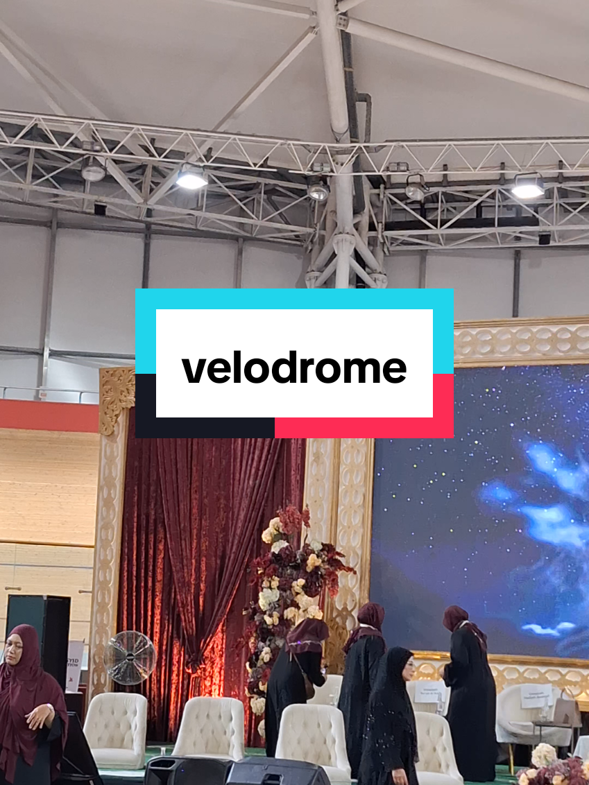 TEMEN² YANG HADIR DI SINI MERUPAKAN RIZKI,KARENA YG HADIR ONLINE BYK YG NGELUH SUARA PUTUS²#fyppppppppppppppppppppppp #jadwalustadzahhalimahalaydrus #ustadzahhalimahalaydrus #xybca #kajianislam 