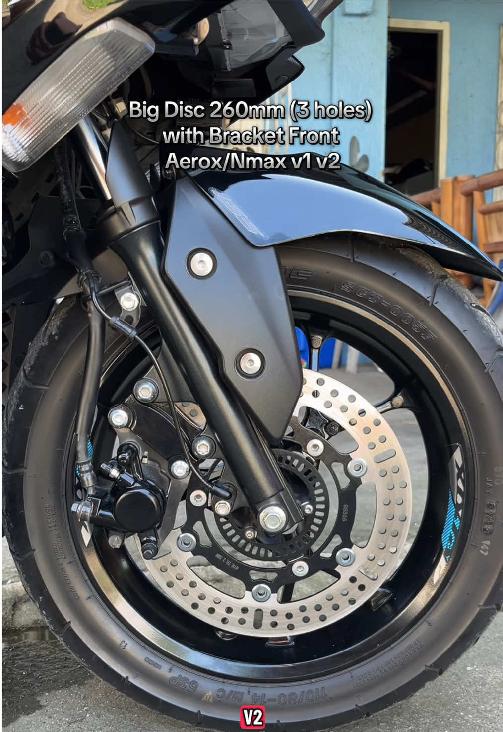 Big Disc 260mm with bracket front Aerox v1 v2/ Nmax v1 v2 (3 holes) #bigdisc260mm3holes #bigdisc260mm #bigdiscaerox #bigdiscwithbracket #breakingsystem 