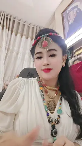 Nửa đời ta qua nhiều phong ba nên chuyện tranh đua ta thấu hiểu sự đời!!!