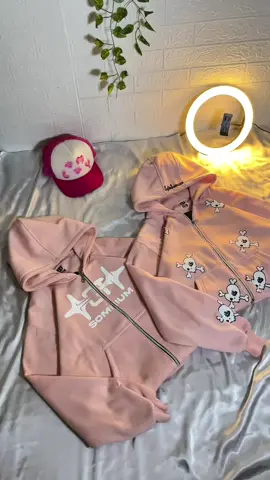 gas join livee #promomakan1111 #hoodierecommendation #outfitideas #untukmu #gemas 