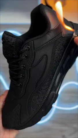 #sepatu #sepatusneakers #sepatufullhitam #sepatusekolah #sepaturunning 