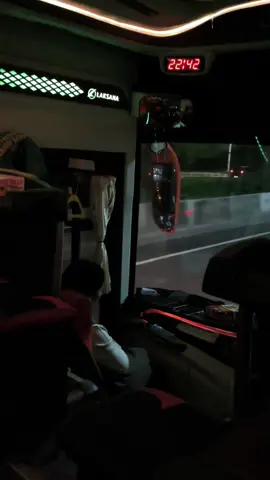 #fyppppppppppppppppppppppp #pramugari #rosaliaindahtransport #fyp #pramugarirosaliaindah 