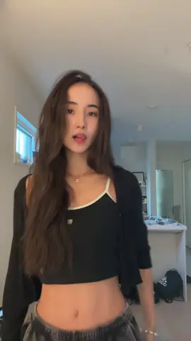 put me in Chanel 🫧 #fyp #chanel #dance 