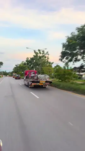 ทริปสุดท้ายของปีเราจะไปเที่ยวภูทับเบิก เจอกันที่เดิม #รถหมารอนนี่ #ทริปน้ําไม่อาบ #อามมี่รอนนี่ #fcรอนนี่🦮 