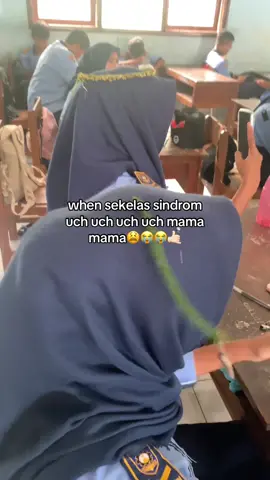 gak ngatasi😭😭#foryoupage #tkj01smeka #smkbisa #uchuchuchmama #viral 