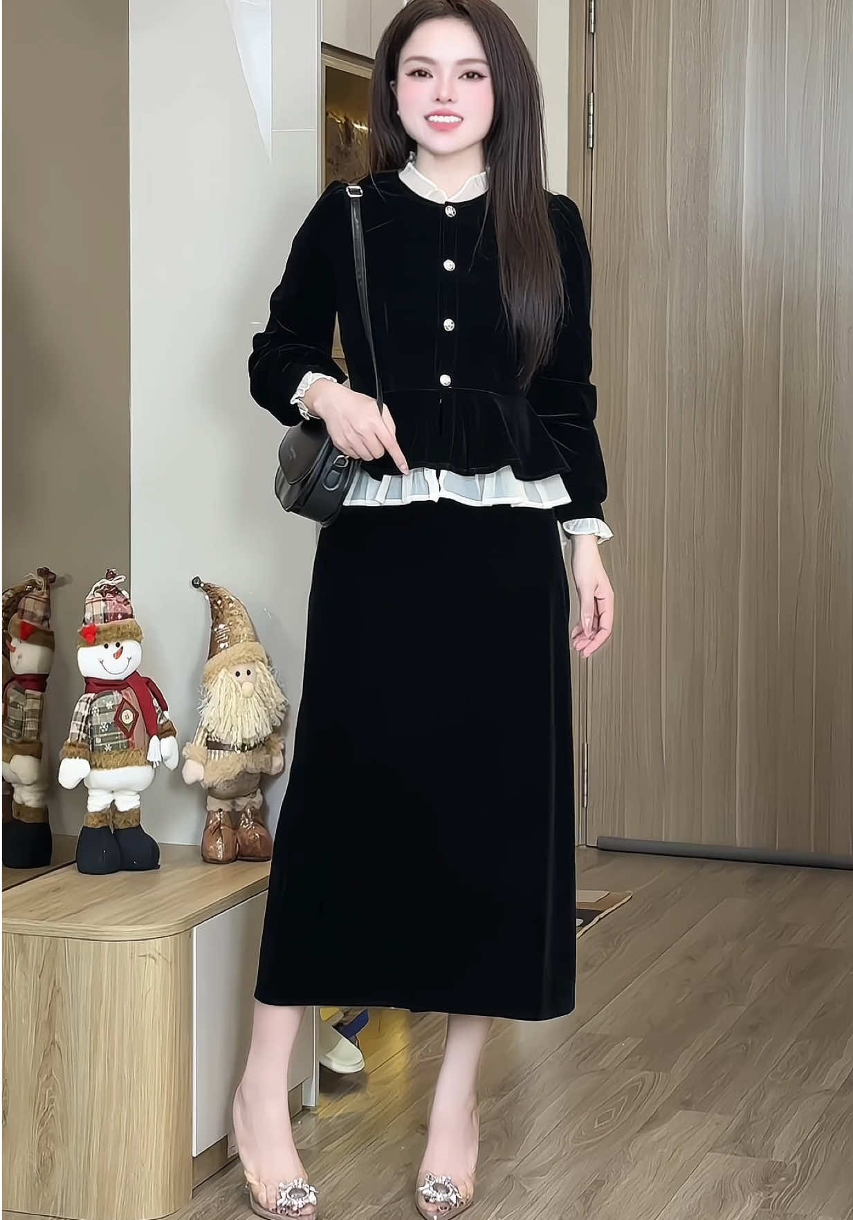 Set áo nhung peplum phối tơ  chân váy dài  đi chơi dạo phố xinh trẻ trung thanh lịch tôn dáng, chất mềm đẹp mê nay hời lắm ý    ##gucuahue##setbo##setboxinh##setbonu ##setnhung