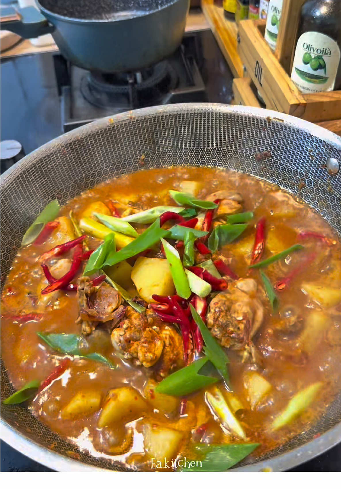 Kari ayam & balado udang pete puyuh