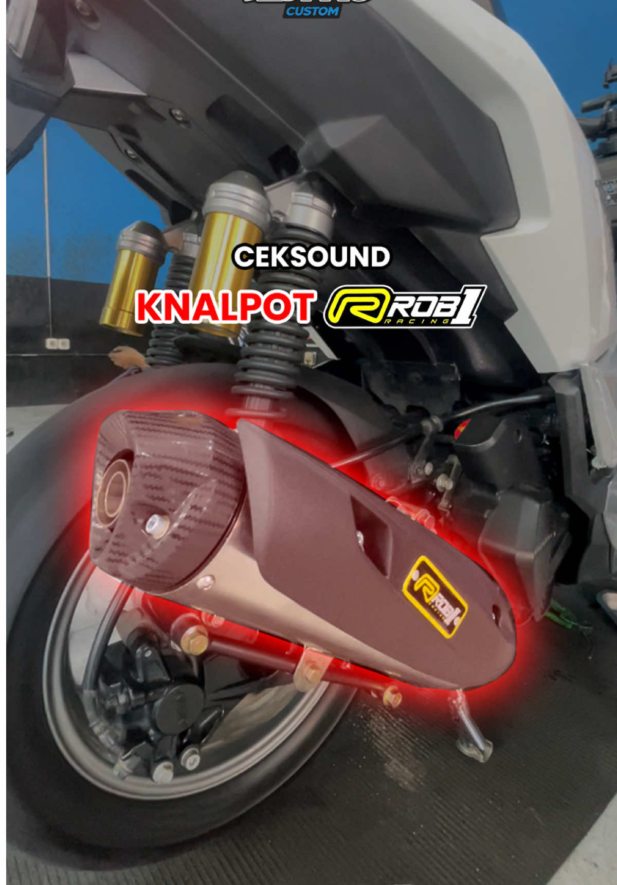 Upgrade performa buka cuma soal tampilan! Dengan knalpot Rob1, adv ini dapet peningkatkan di power dan torque, tarikan bawah lebih reaponsif dan gas atas makin ngisi + suaranya jadi ngebass tapi tetep sopan buat harian!🔥😎🫵🏻 Check aksesoris Viral & Upgrade Motor Mau pasang di bengkel @astrocustom.motor ? langsung gaskeun men! ( Jam operasional )  Cimanggis Depok : 09.00 - 18.00 Margonda Depok  : 09.00 - 18.00 Our maps :  Cabang 1 ( astrocustom motor Cimanggis Depok )  Cabang 2 ( Astrocustom Motor Margonda Depok ) #astrocustom #rekomendasi #knalpotrob1 #knalpotracing #hondaadv 