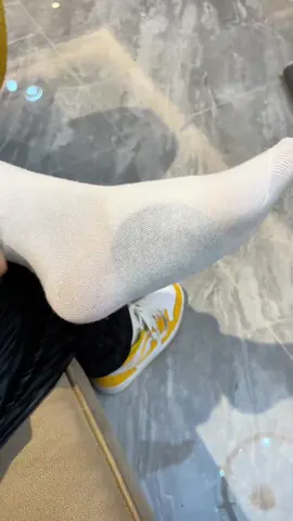 #musclerelax #nightroutine #footpatch #footwarmer #winteressentials 