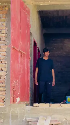 جن سان دل جي ويران بستي آباد ھوندي آھي انھن ماڻھن جي وڇڙي وڃڻ تي ڀانيو ھوسين مري ويند اسين زنده رھي کون سگھند اسين پر خدا شايد دليون پٿر جون ٺاھيون آھن فرق ئي کون پيو ائين ئي آؤي  ماڻ کيترو به غم ملي پاڻي جي ڀر يل گلاس جيان پي ويندا آھيون نڀائڻ وارا خطا ئن کي ناھن ڏيسندا ءٍ ڇڏڻ وارا واري فائن کي ناھن ڏسندا………..!!