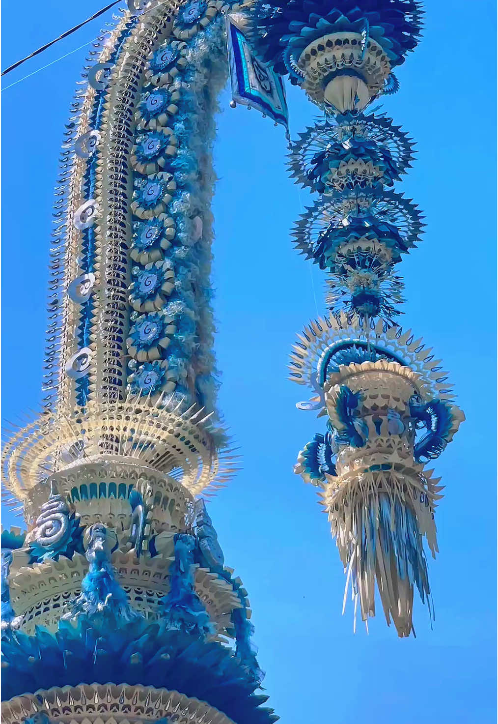 Penjor Biru sangat mempesona  #sadingfestival2025 