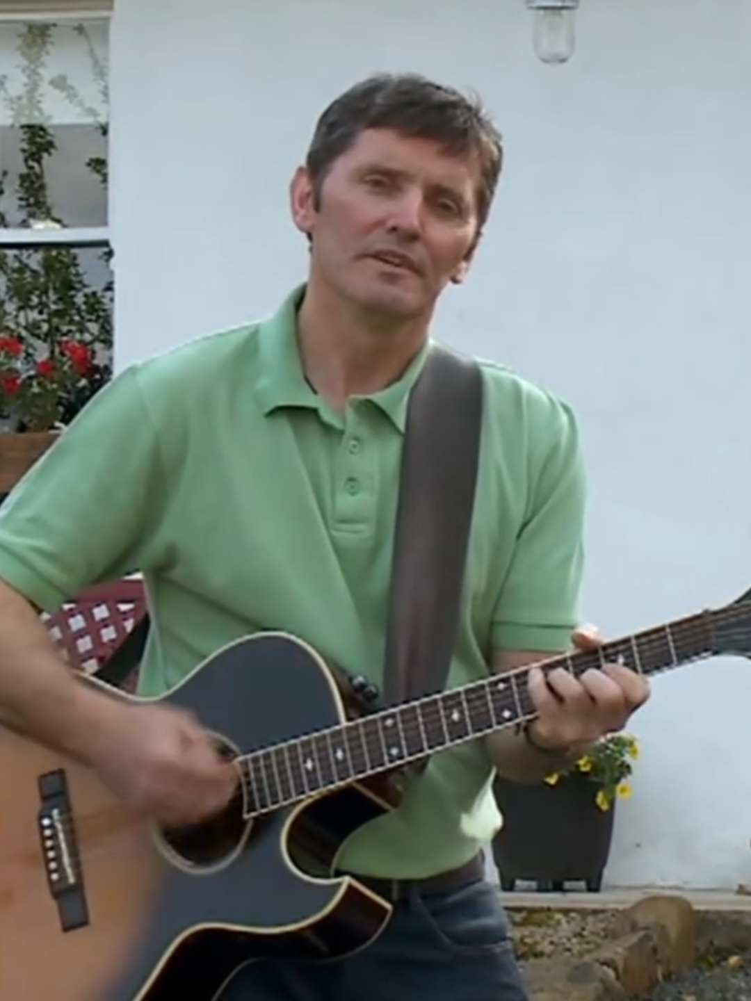 kenny paul  cottage by the sea