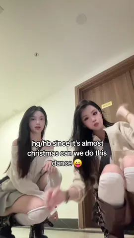 if this flops I'll keep reposting it until it doesn't 🥰🥰 CREDITS - @🍫 𝓚𝓲𝓽𝓴𝓪𝓽🧸ྀིྀི  #straykids #christmas #christmasfyp  #kpop #fyp 