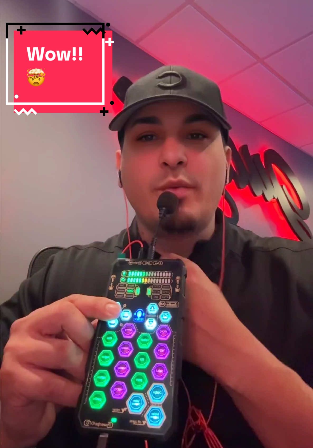 This tiny box packs a HUGE punch! 🤯 Seriously impressed with the real-time effects on the Voice Changer SK9. Sound quality is crisp. What should I say with this robot voice? Tell me below! 👇#newtech #contentcreator #robotvoice #musthave #unboxing 