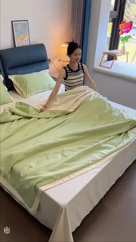 ✨Newly upgraded 2025👑Washable and cool four-piece bedding set🌸