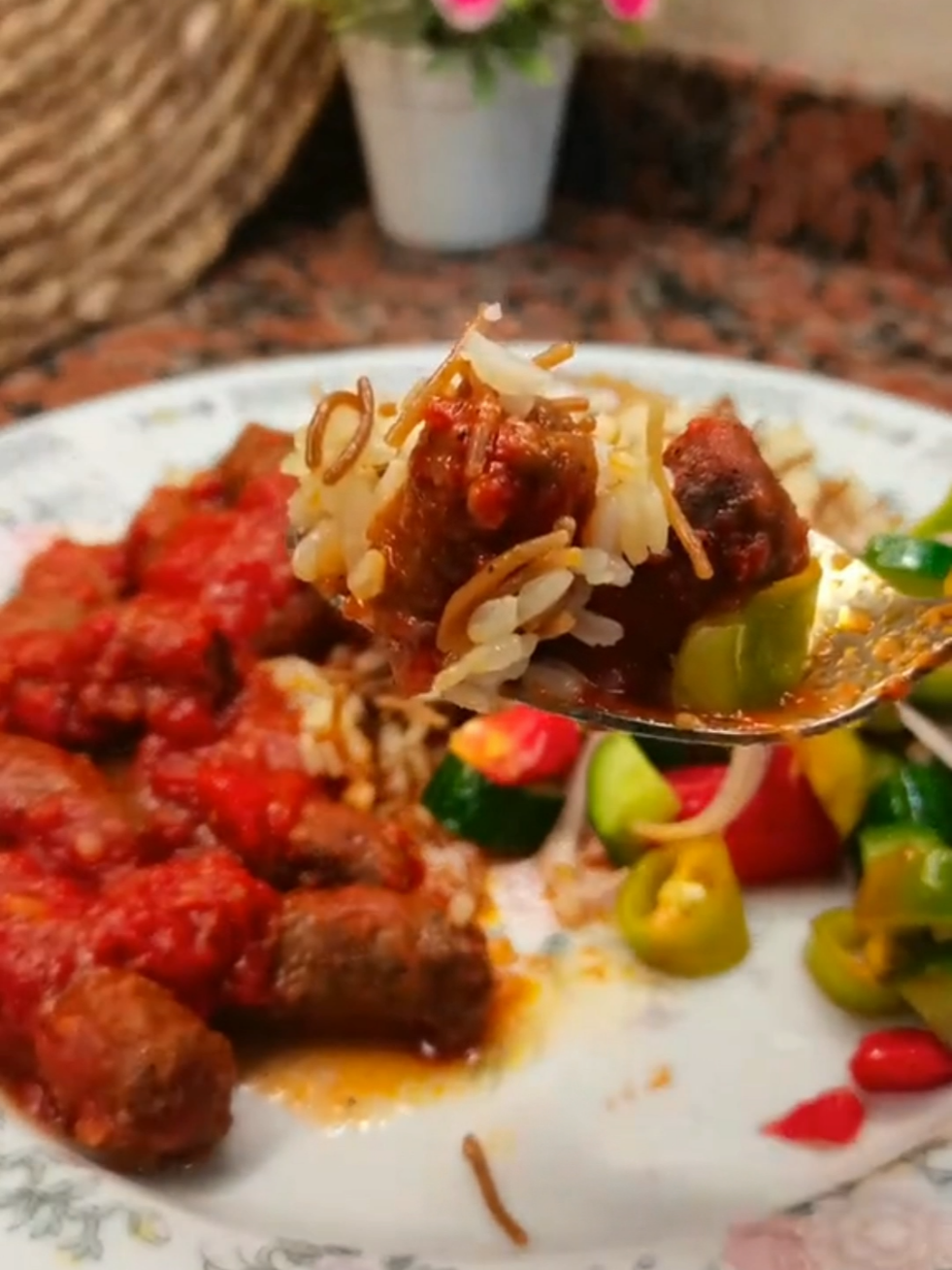 الراجل لا يطاق بجد ايه دا 😂😂 . . . #وصفات #كفتة_أرز 