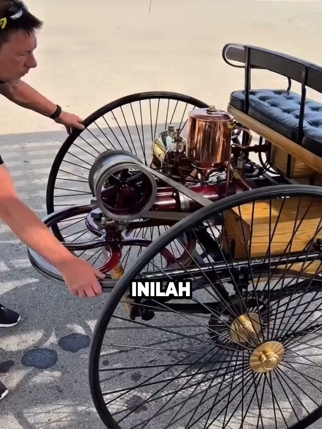 Fakta mobil pertama di dunia😯 #opelgaming #kamuharustau #infounik #foryou #prank