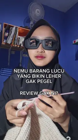 crochet sambil rebahan? bisa banget 😎 review gak nih? #crochet #CapCut #crochetersoftiktok #crochettiktok #fyp 