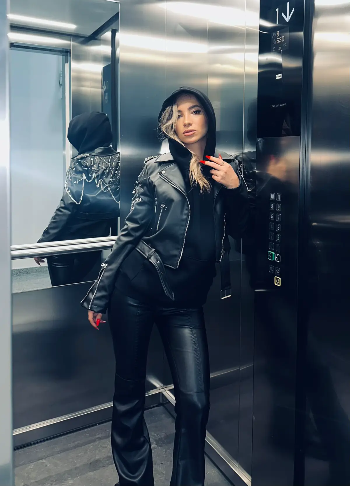 Geaca mea @Bows&Blooms🎀🌸 🖤