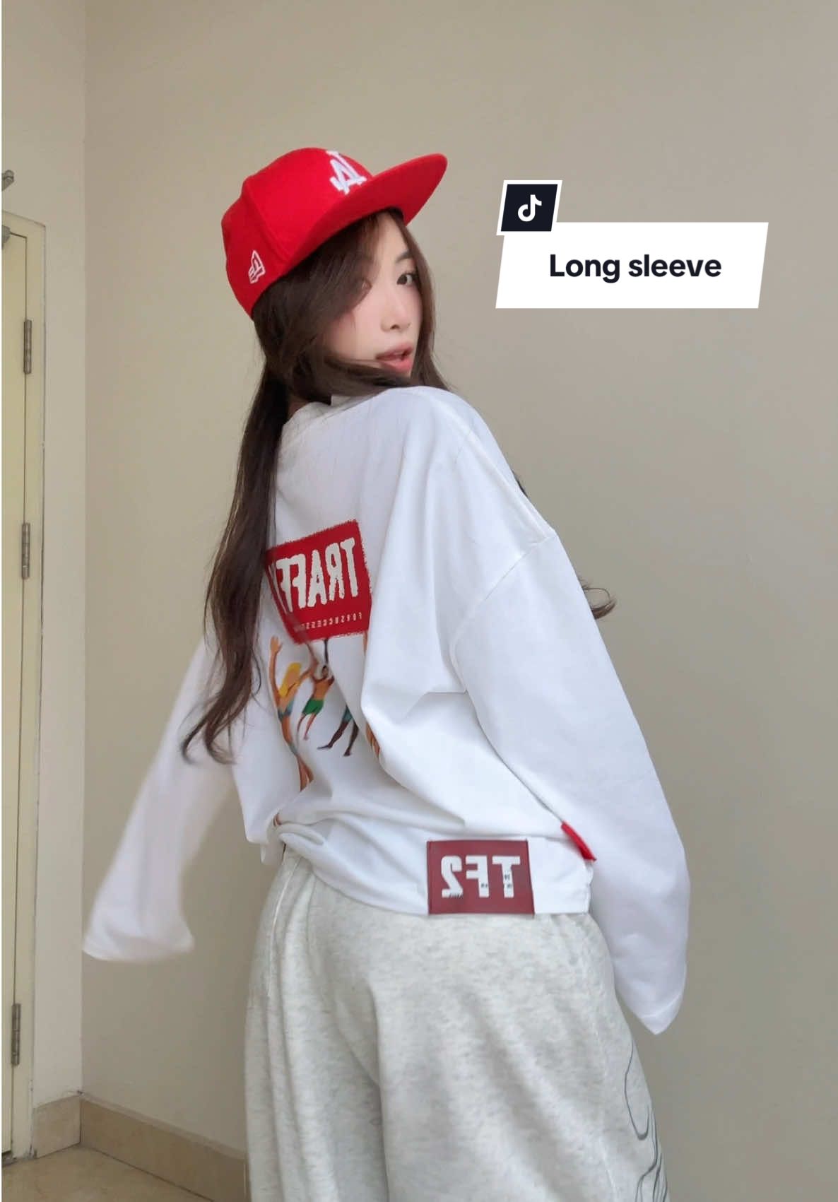 Quá đẹp rồi @traffy.vn #traffyvn #longsleeve #aothuntaydai #aothuninhinh #aotraffy 