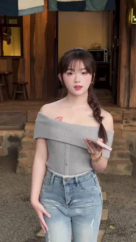 Tại sao anh còn thương…. 