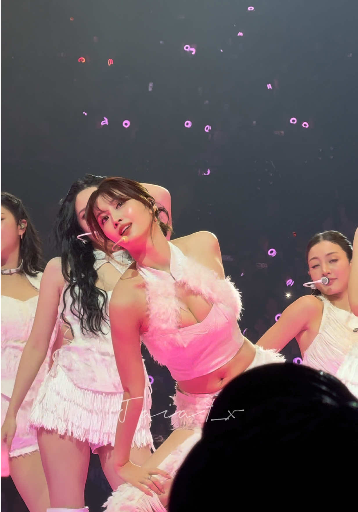 简直是妈妈级别的…#twice #momo #女神 #我不行了 #twicemelbourne @TWICE 