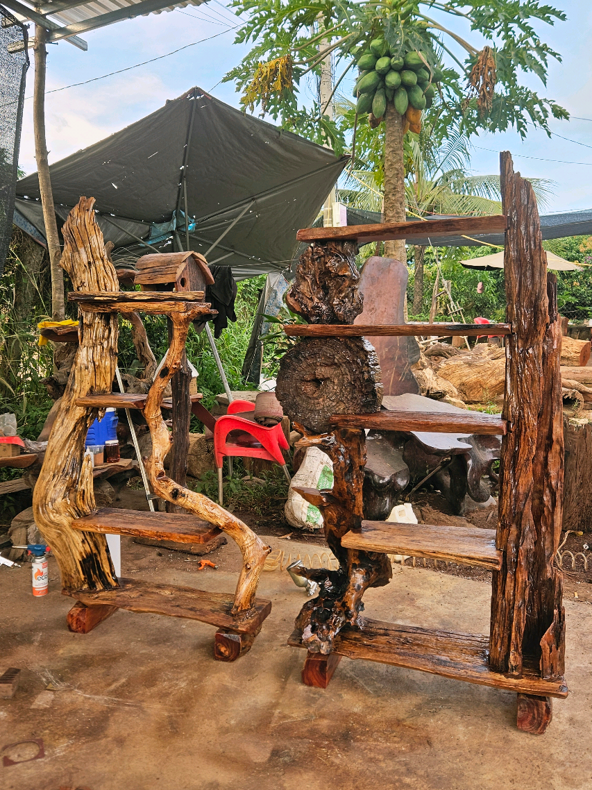 bộ kệ lũa tách rời lọt thang máy cho a trai ở chung cơ kèo nào cũng nhận cỡ nào e cũng thiết kế  #taphoagolua #wabisabi #kệdecor #decorphongtra #decorphongkhach 