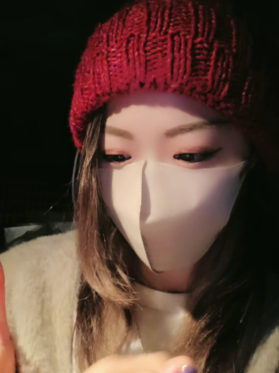 メイク動画みて、したくなったのに、みんな反応うすいし、目でかくなるメイクだったのに、小粒言うし最低ーーーー( ˘•ω•˘ ) #sorry #Aasa #ニットコーデ  #デビル天使#きょーちゃん