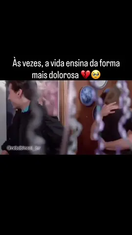 Essa cena virou um furacão na internet! 😱 Ninguém imaginava que esse momento ia acontecer… mas quando acontece, é impossível piscar! 😳 💣 Cada segundo é mais tenso que o anterior — e o final? Simplesmente inacreditável! 💬 Comenta aí: você teria a mesma reação ou faria diferente? 👇 🎬 Segura até o último segundo, porque o desfecho vai te deixar de queixo caído! 😮‍💨 #filmeviral #trend #viral #filmes #filmesvirais #momentochocante #finalinesperado #acao #drama #suspense #terror #romance #epicmovie #filmeimperdivel #clipdefilme #viralfilme #trending #viralizando #conteudoviral #engaja #comenta #descoberta #feedviral #filmesnetflix #filmesprime #filmeshbo #reelsviral #foryoupage #parati #suspenseepico #2025viral #dramaepico #emocionante #plotwist #viralidade #cinemaepico #momentoschocantes #trendfilmes #filmesreels  #foryoupage 
