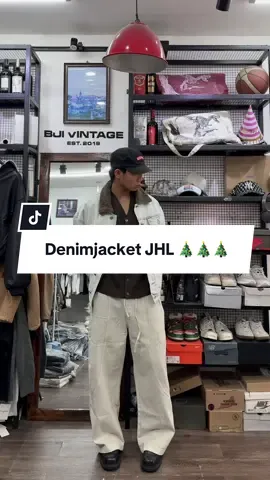 Chuẩn bị lúa đi ae ơiii 🎄🎄 @Phạm Trí Tùng #xuhuong #streetwear #aokhoacdenim #denimjacket #aokhoacjean 