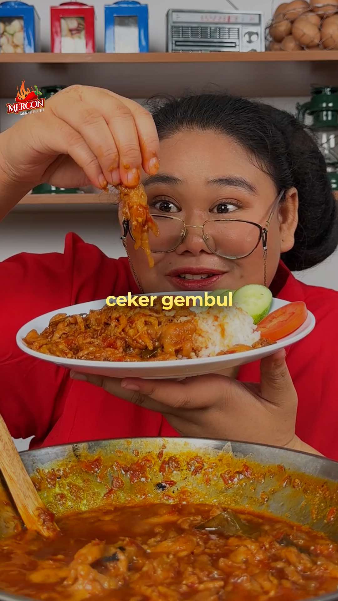 Sekarang kamu bisa makan ceker tanpa tulang cuman 3 menit aja! Dijamin bisa makan enak tapi gak ada drama hihihi 🤭 #MerconMerahPutih #cekertanpatulang #cekermercon #mukbang #ceker