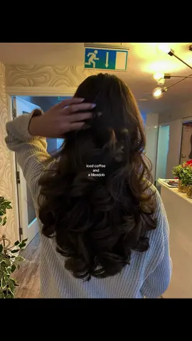 ecoute cherie.. #fyp #blowout #hair 