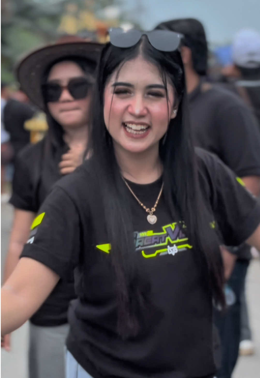 Menyala full josjiss bendungan carnival🔥 “Penyewa Tunggal TKD FAMILY Bendungan Kudu” @AWD AUDIO PRODUCTION  @Great_Visual  @VtpMakeup  @Ty❤️‍🔥  @Novie.naery  @soviiaaaaaa_  @Fitriafee  @Dhesy angga  @firdagemoyofc  @𝑷𝑳𝑨𝑻 𝑺 𝑷𝑹𝑶𝑱𝑬𝑪𝑻  @PRAMM OFFICIAL  . . . #karnavalbendungankudujombang #horegjawatimur #horegmania_official #horeg #dancerkarnaval 