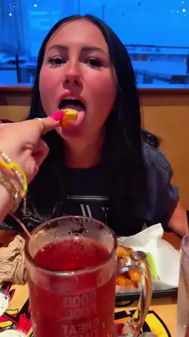 When your best friend feeds you🤣🤣🤣#fyp #foryou #funny #friends #fun