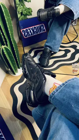 Udah ga sempet pake kw lagi brandlokal nya udh ad👄#sepaturunning #sepatujevans #sepatulokal #unisex #fyp 