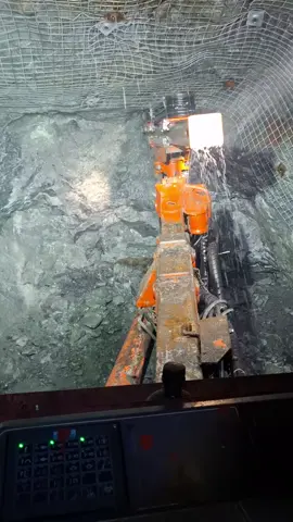 oke kitar putar😁 #fyp  #anaktambang  #kulitambang  #virall 